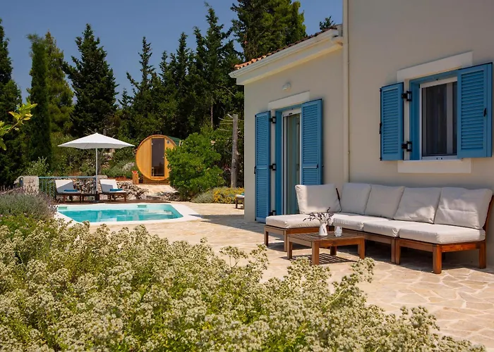 Boo Premium Living * Tsoukaladhes