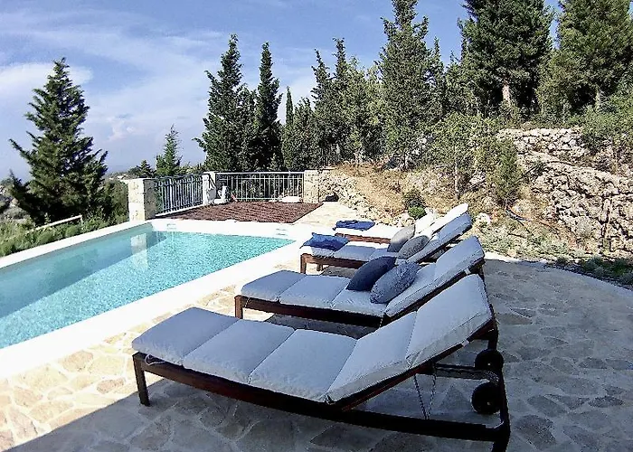 Boo Premium Living Villa Tsoukaladhes